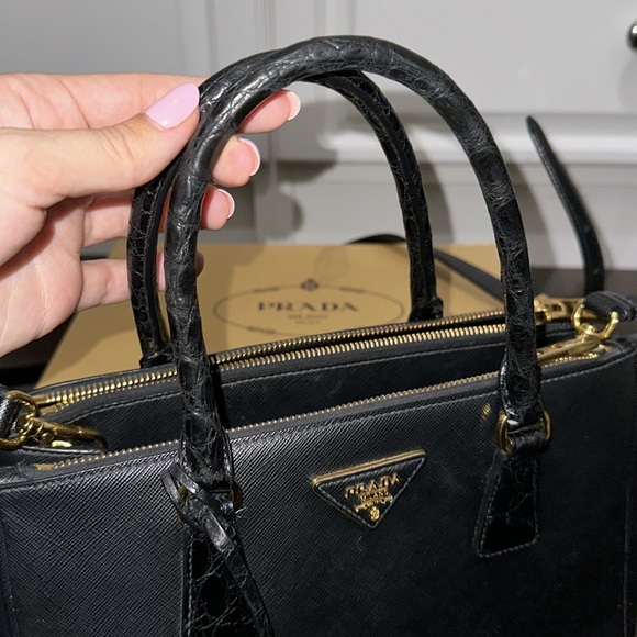 Prada Galleria Double Zip Tote Crocodile - Picture 6 of 7